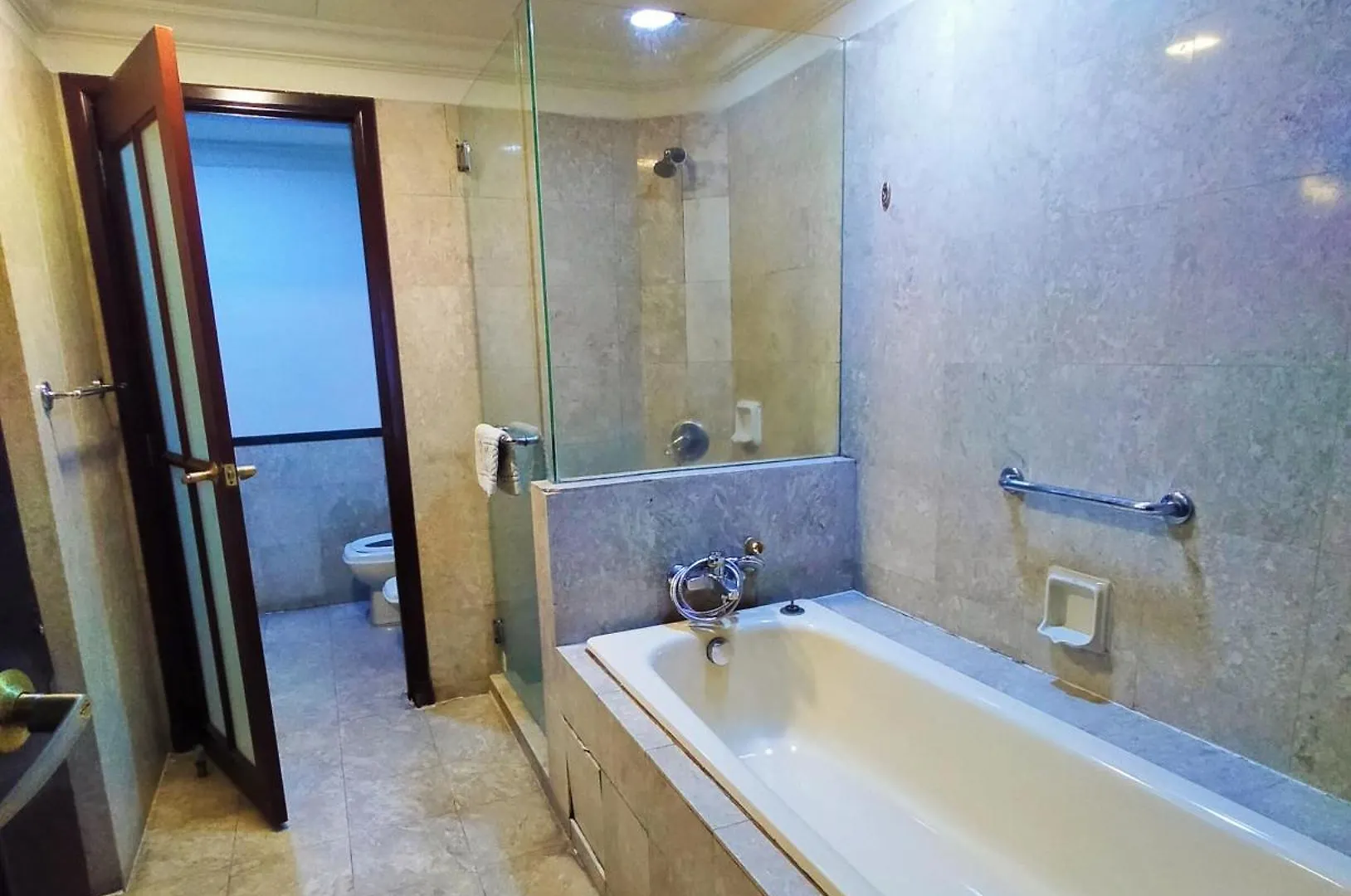 Traveler Service Suite At Times Square Kuala Lumpur Apartman